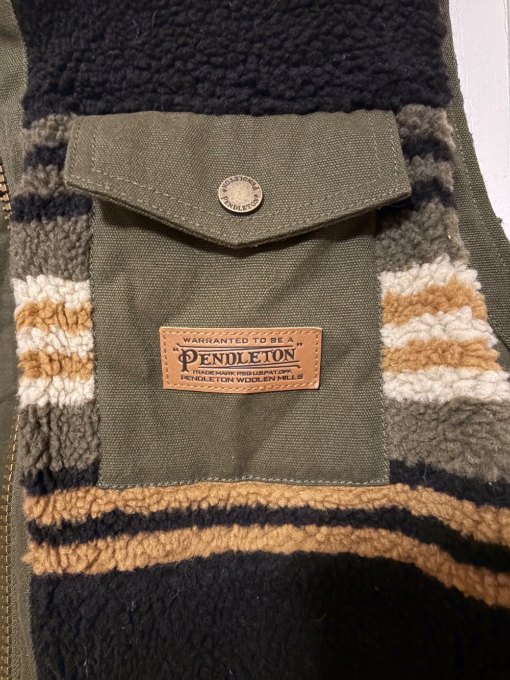 Pendleton Vest - NWT! - Picture 2 of 5